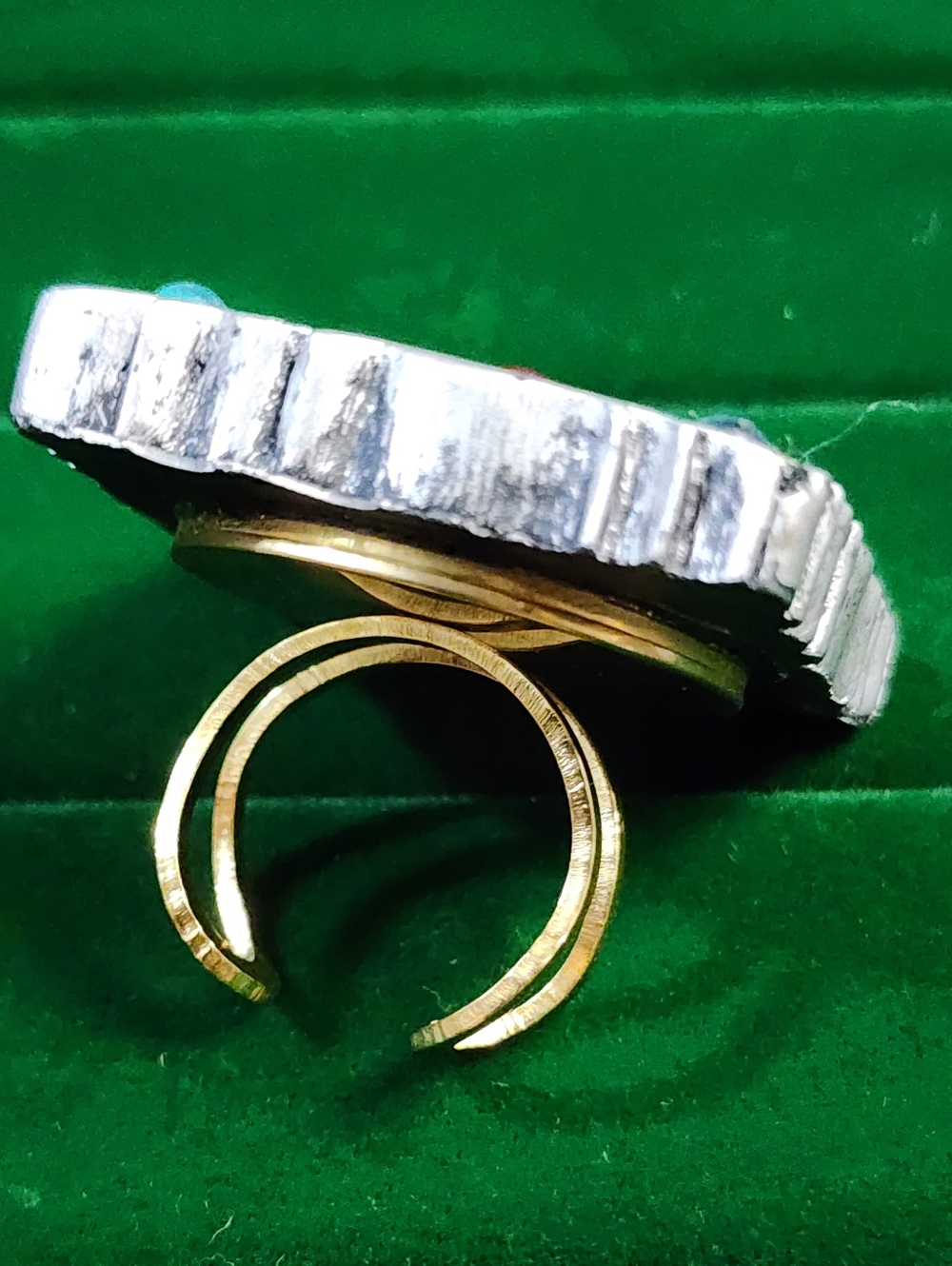 1980s Artisan Multi Stone Ring Red Turquoise Cabochon Silver Tone Adjustable - Picture 5 of 6